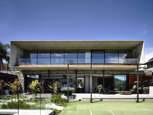 007-concrete-house-matt-gibson-architecture-1050x789
